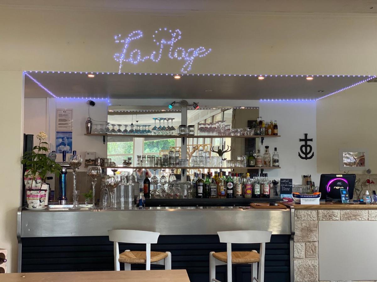 Hotel Restaurant La Plage Port-Saint-Louis-du-Rhone Ngoại thất bức ảnh